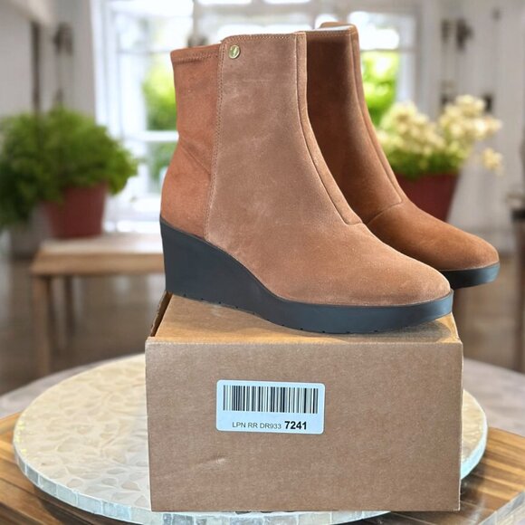 Vionic Skylar Orthotic Wedge Ankle Boots 7 WIDE Cognac Suede Comfort Zip Booties - Picture 9 of 12